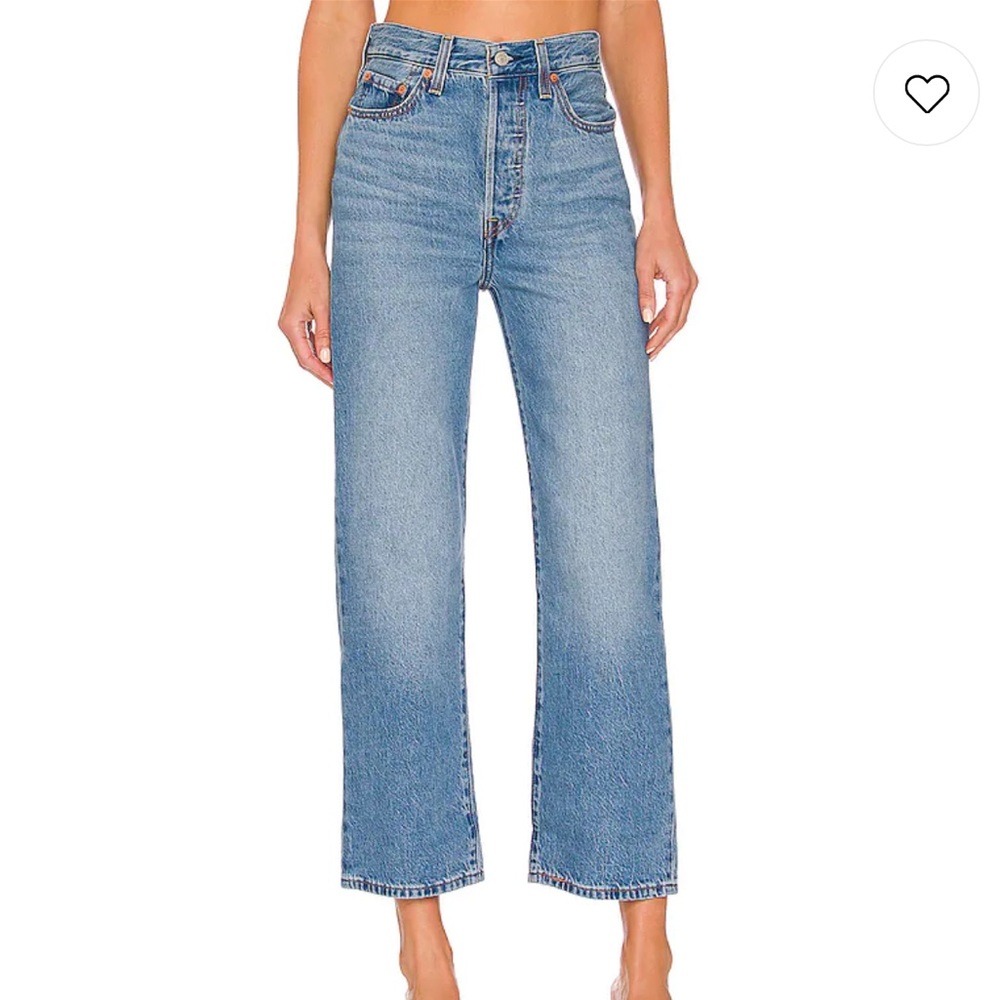 Levis Ribcage Straight Leg Jean
